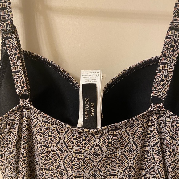 Niptuck Swim Size 6 - Picture 4 of 4